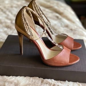 Elie Tahari sandals size 38/8